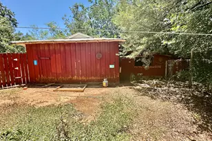 423 Strawn Rd, Ranger, TX 76470 - Photo 17