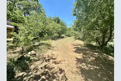 423 Strawn Road, Ranger, TX 76470 - Photo 19