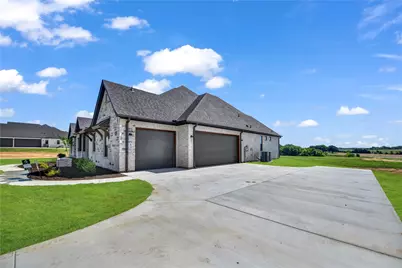 119 Guynell Ridge, Decatur, TX 76234 - Photo 3