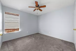 900 Chauvin Dr, Cedar Hill, TX 75104 - Photo 11