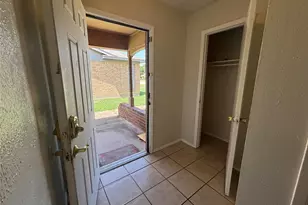 1008 Poplar St, Benbrook, TX 76126 - Photo 3
