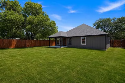 907 Renfro Drive, White Settlement, TX 76108 - Photo 21