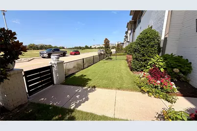 4233 Watercourse Drive, Fort Worth, TX 76109 - Photo 5