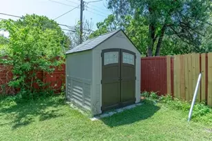 2746 Kingston St, Dallas, TX 75211 - Photo 25