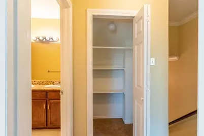 2746 Kingston Street, Dallas, TX 75211 - Photo 7