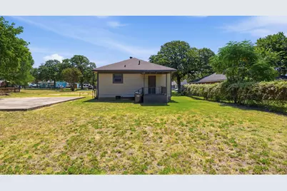 3029 Pueblo Trail, Lake Worth, TX 76135 - Photo 3