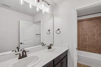 7228 Ridgepoint Drive, Irving, TX 75063 - Photo 27
