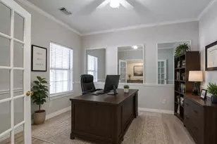 104 W Ash Ln, Euless, TX 76039 - Photo 9