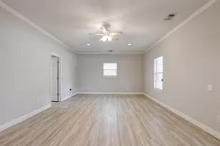 104 W Ash Ln, Euless, TX 76039 - Photo 13