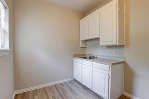 104 W Ash Ln, Euless, TX 76039 - Photo 23
