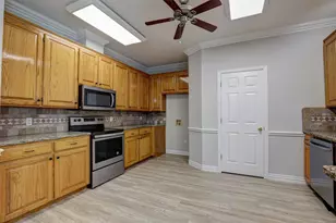 104 W Ash Ln, Euless, TX 76039 - Photo 21