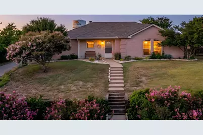 401 Hillside Drive, Aledo, TX 76008 - Photo 1