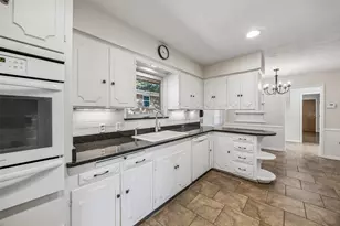 6147 Woodcrest Ln, Dallas, TX 75214 - Photo 25