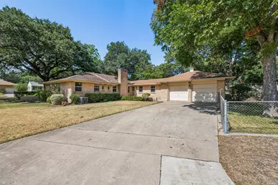 6147 Woodcrest Lane, Dallas, TX 75214 - Photo 17