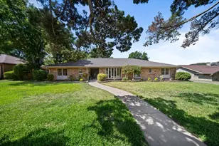3721 Wosley Dr, Fort Worth, TX 76133 - Photo 3