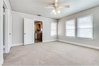 1324 Kings Highway #3, Dallas, TX 75208 - Photo 7