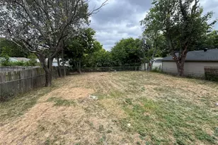 719 Fairwood Dr, Dallas, TX 75232 - Photo 23