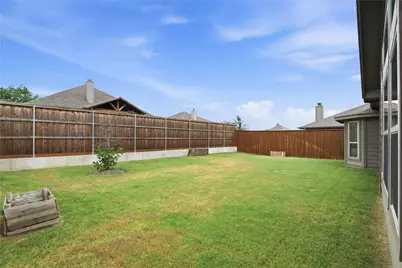 217 Angelina Court, Azle, TX 76020 - Photo 33