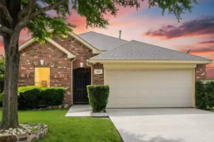 100 Mustang Ct, Celina, TX 75009 - Photo 3