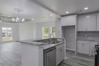 2502 S Denley Drive, Dallas, TX 75216 - Photo 9