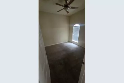 436 W Wall Street, Hewitt, TX 76643 - Photo 9