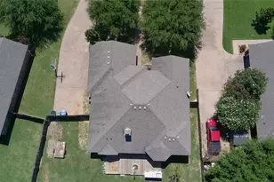 436 W Wall St, Hewitt, TX 76643 - Photo 15