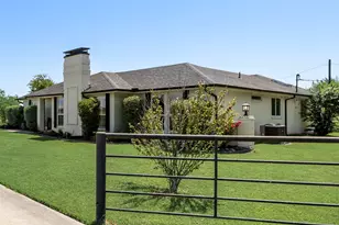 1301 Davis Ln, Terrell, TX 75160 - Photo 3