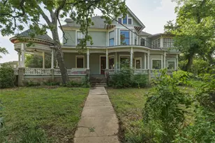 221 E Bridge St, Granbury, TX 76048 - Photo 37