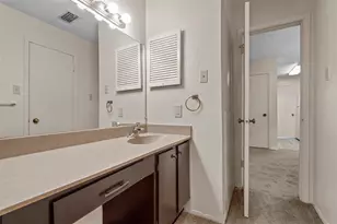 5981 Arapaho Rd, Dallas, TX 75248 - Photo 15