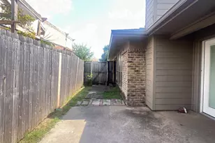 3037 Airhaven St, Dallas, TX 75229 - Photo 13