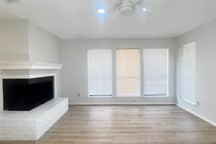 3037 Airhaven St, Dallas, TX 75229 - Photo 3