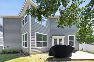8913 Cranston Ct, Providence Village, TX 76227 - Photo 25