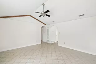 5420 Galway Ln, North Richland Hills, TX 76180 - Photo 9