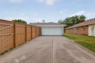 1302 N Yale Blvd, Richardson, TX 75081 - Photo 31