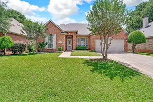 407 Dorcas Ln, Arlington, TX 76013 - Photo 7