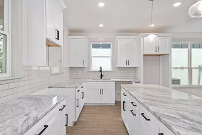 5639 Barkridge Drive, Granbury, TX 76048 - Photo 11
