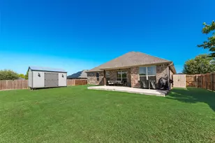 704 Carmen Ana Ave, Grandview, TX 76050 - Photo 27