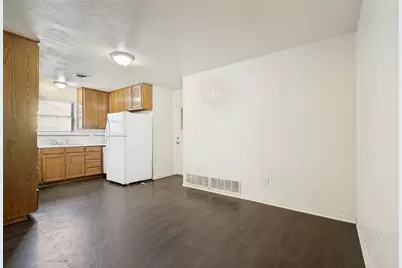 712 Chisholm Trail, Denton, TX 76209 - Photo 7
