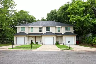 802 S 5th St, Bonham, TX 75418 - Photo 1