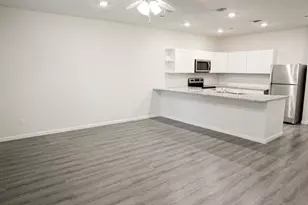 802 S 5th St, Bonham, TX 75418 - Photo 15