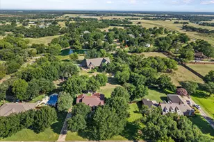 716 Meadow Dr, Corsicana, TX 75110 - Photo 37