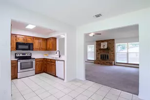 1719 Sagebrush Trail, Grapevine, TX 76051 - Photo 7
