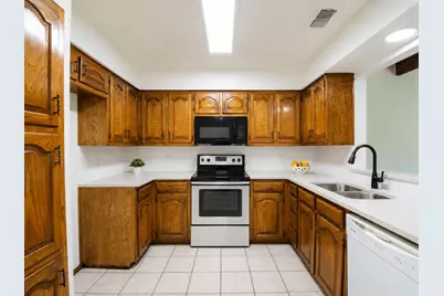1719 Sagebrush Trail, Grapevine, TX 76051 - Photo 7