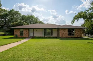 1719 Sagebrush Trail, Grapevine, TX 76051 - Photo 1