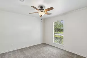2521 Belmeade Dr, Carrollton, TX 75006 - Photo 17