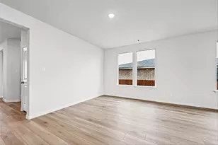 10000 Birchpoint Dr, Fort Worth, TX 76108 - Photo 9