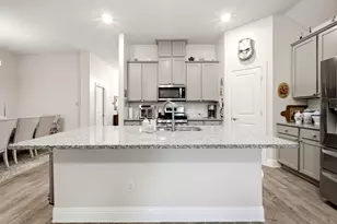 10936 Los Alamos Dr, Aubrey, TX 76227 - Photo 9