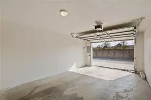 9015 Villa Park Cir, Dallas, TX 75225 - Photo 29