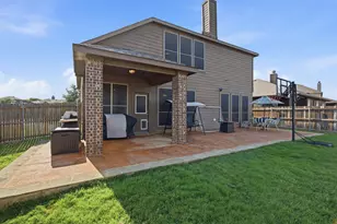 10816 Abbeyglen Ct, Fort Worth, TX 76052 - Photo 25