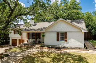109 Oaktree Dr, Highland Village, TX 75077 - Photo 3